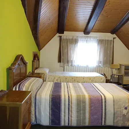 Hotel Santa Maria Do Poio 2*