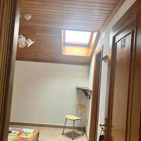 Santa Maria Do Poio فندق