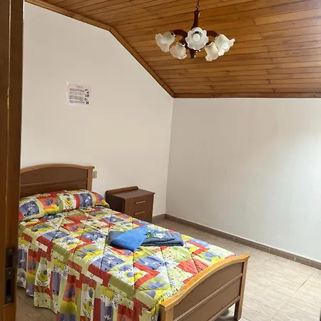 Santa Maria Do Poio فندق